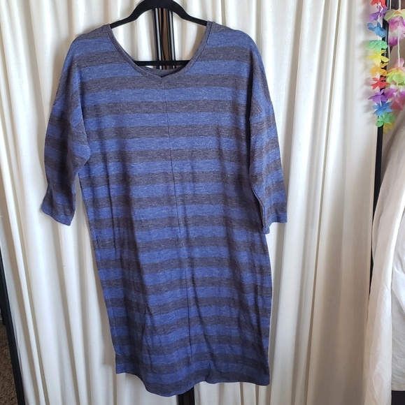 Old Navy XXL plus size blue/gray striped dress - Picture 2 of 3